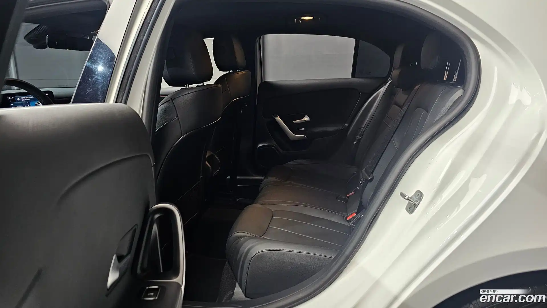 A-Class Mercedes-Benz 2023.11-OPTION-016
