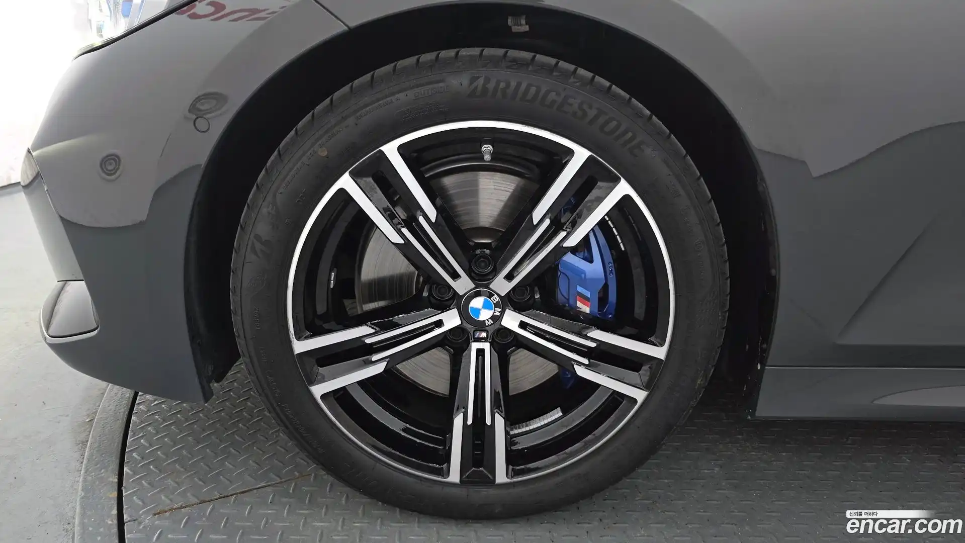 3-Series BMW 2025.7-OUTER-005