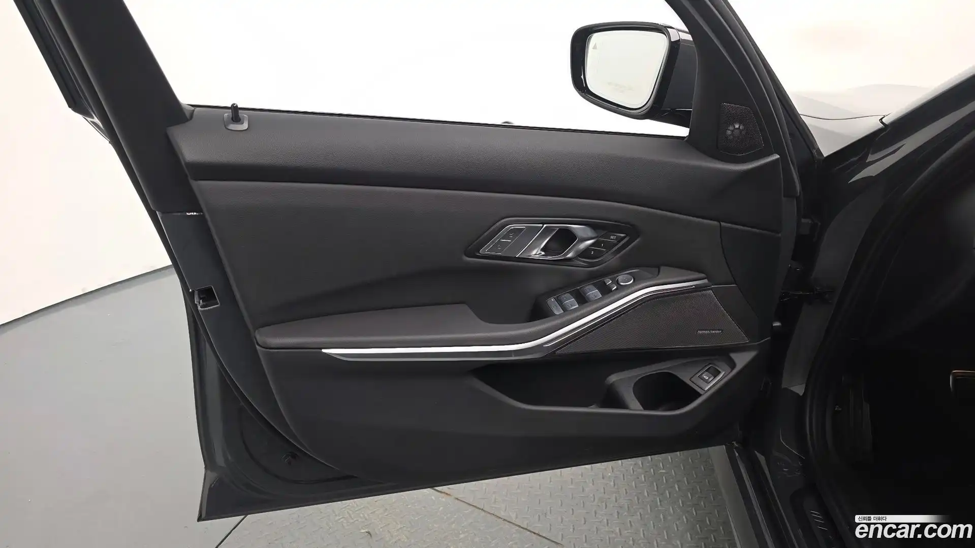 3-Series BMW 2025.7-INNER-034