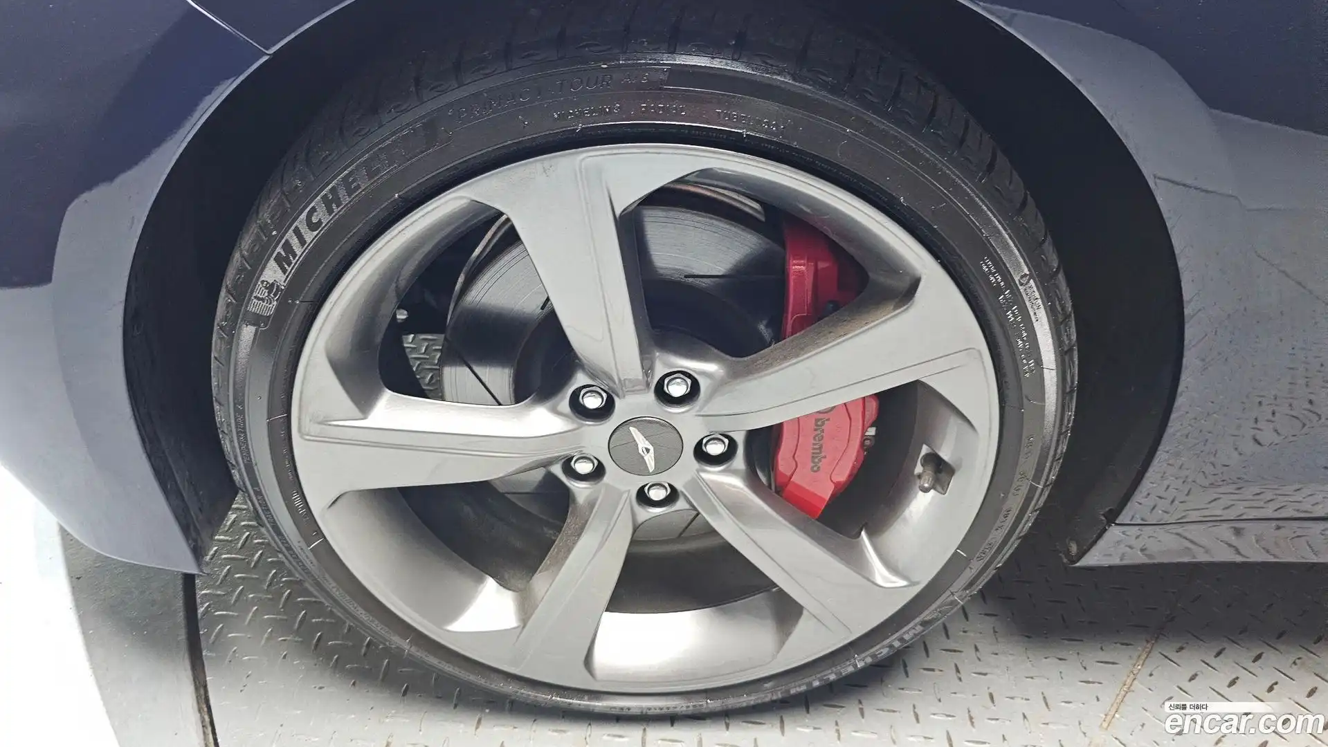 G70 Genesis 2019.11-OUTER-005