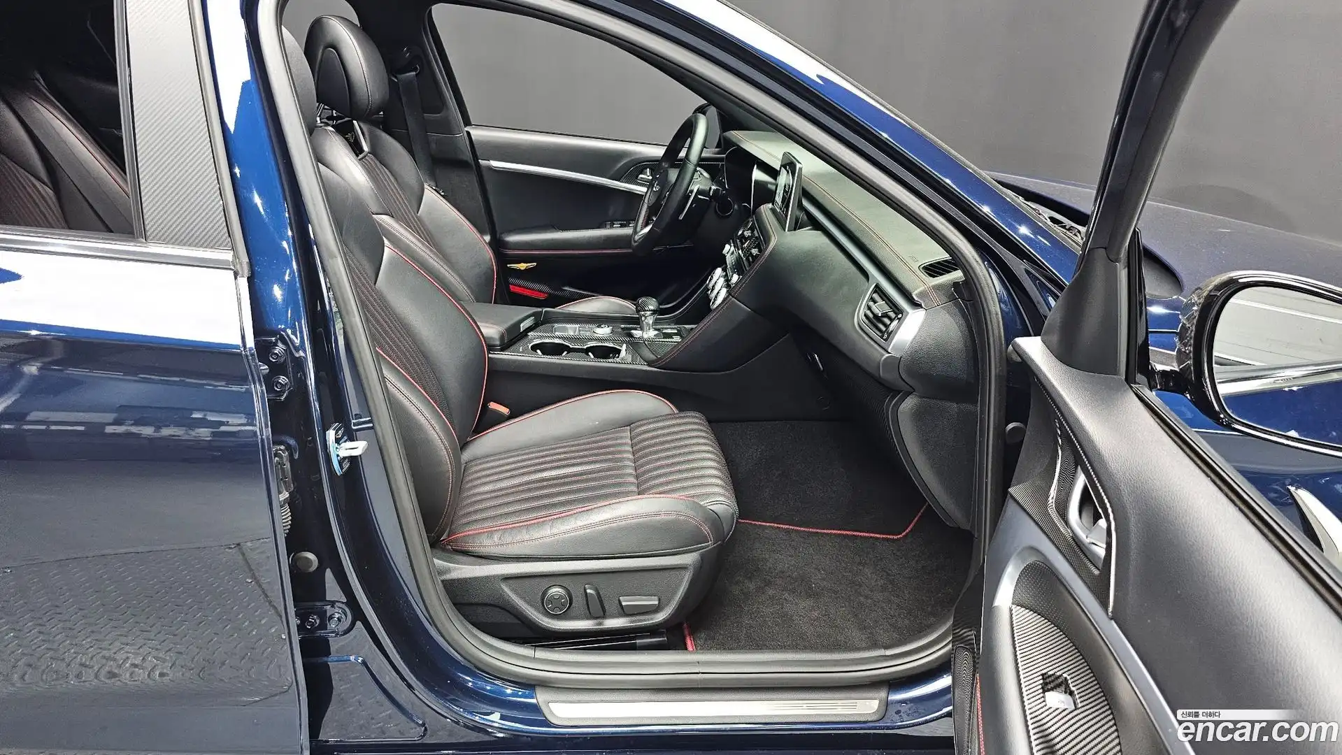G70 Genesis 2019.11-INNER-036