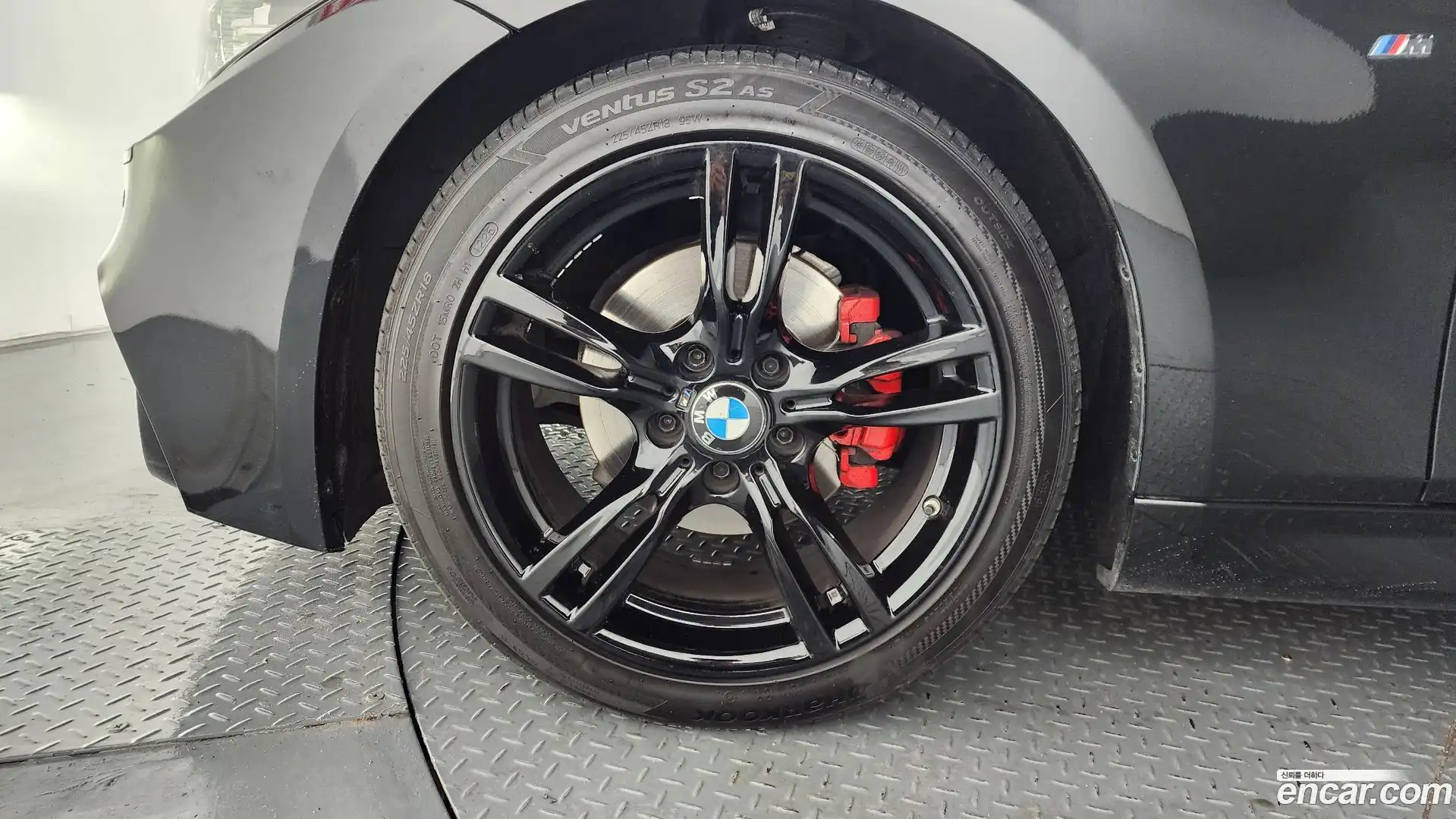3-Series BMW 2018.0-OUTER-005