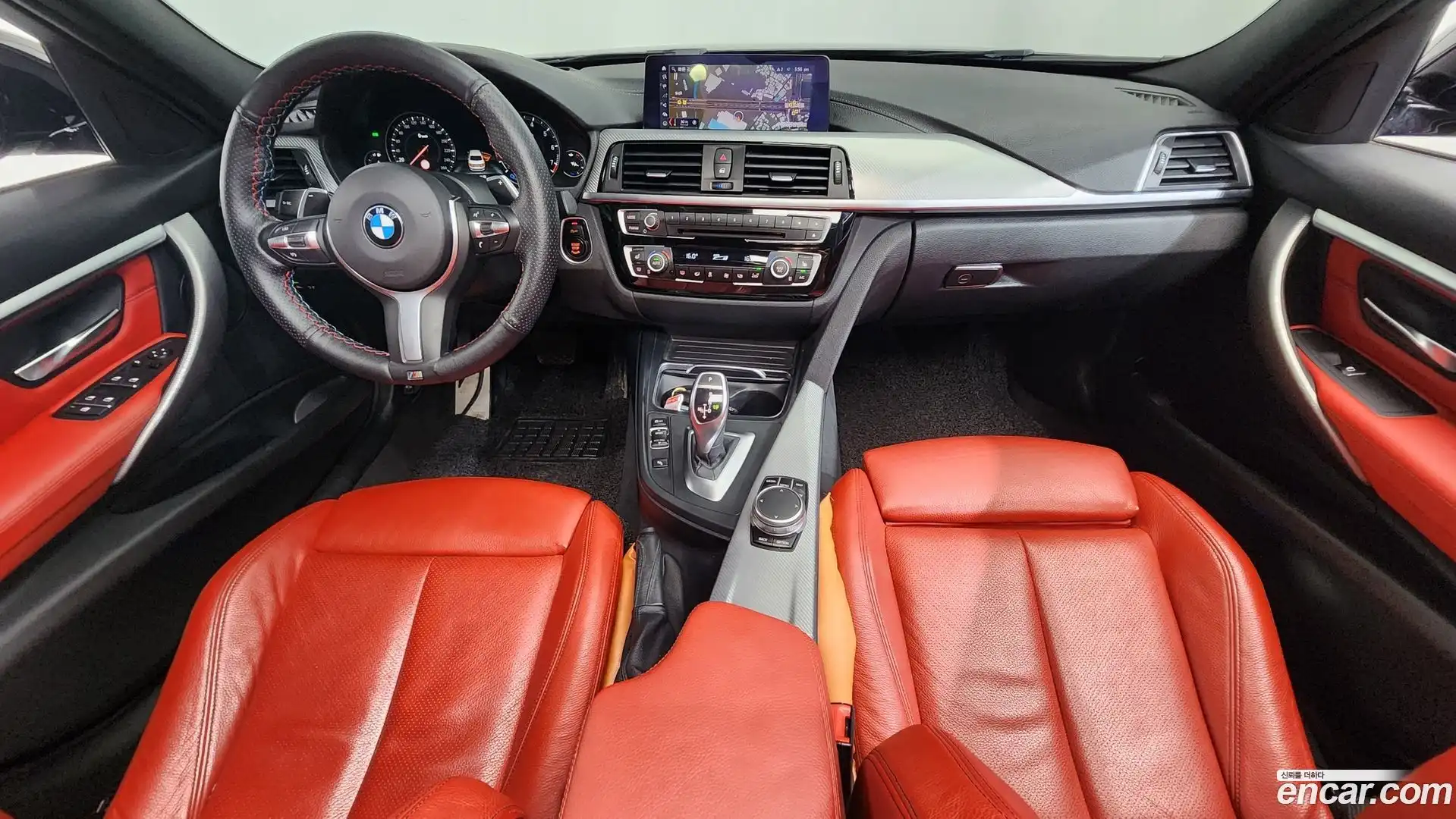 3-Series BMW 2018.0-INNER-007