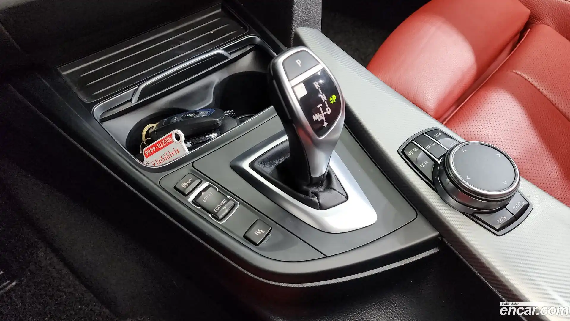 3-Series BMW 2018.0-INNER-009