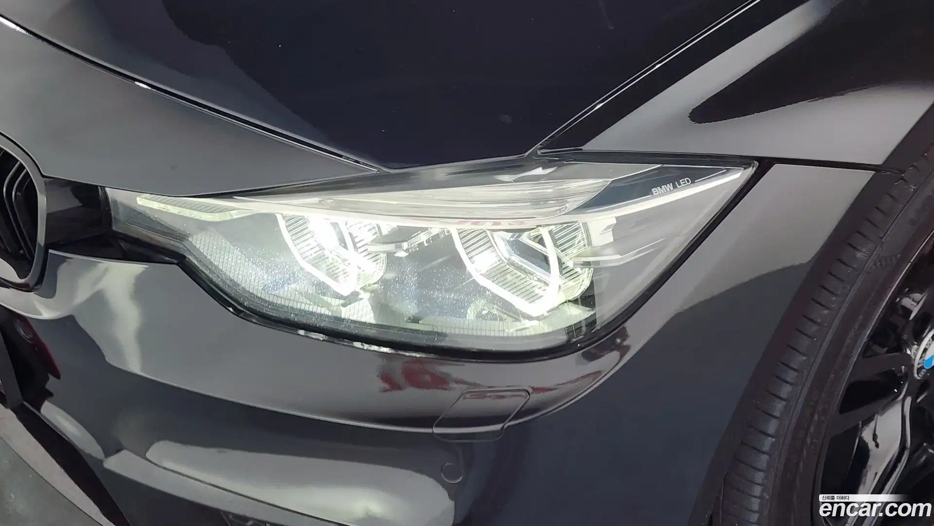 3-Series BMW 2018.0-OUTER-032