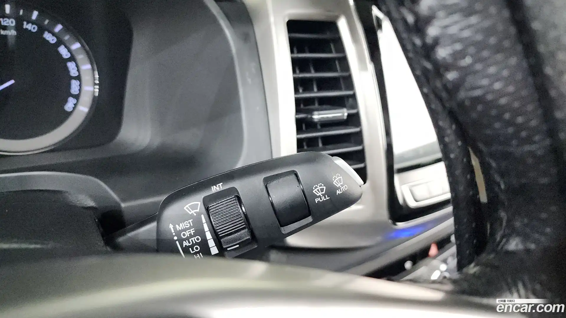 Rexton KG Mobility 2018.10-OPTION-049