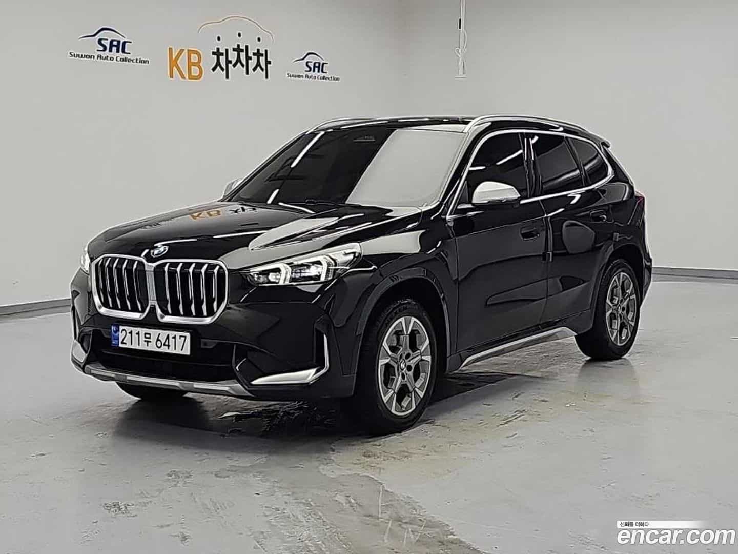 X1 BMW 2023.10-OUTER-001