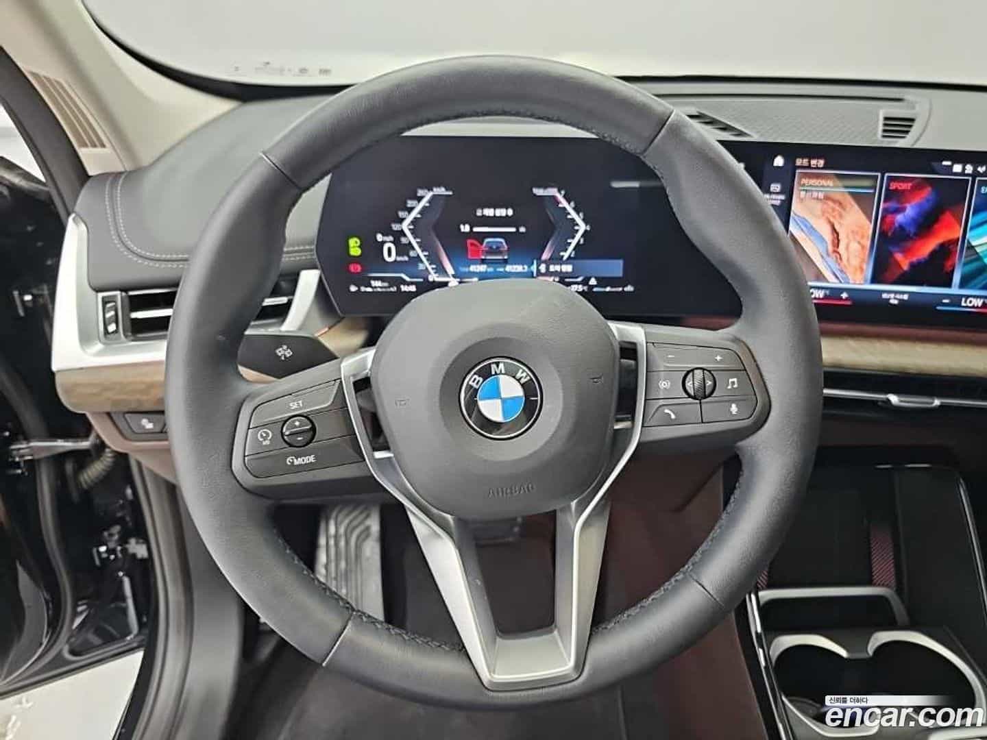 X1 BMW 2023.10-INNER-009