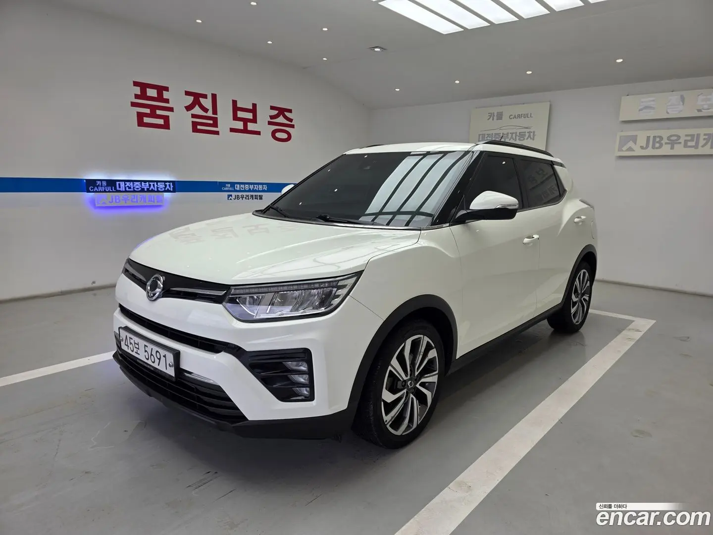 Main__Slider__Photo:TIBOLI KG Mobility 2019.6-0