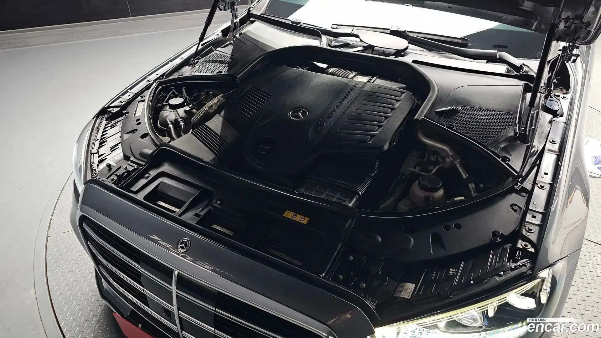S-Class Mercedes-Benz 2023.3-OUTER-006