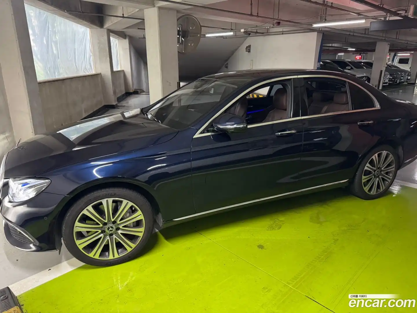 E-Class Mercedes-Benz 2020.8-OUTER-002