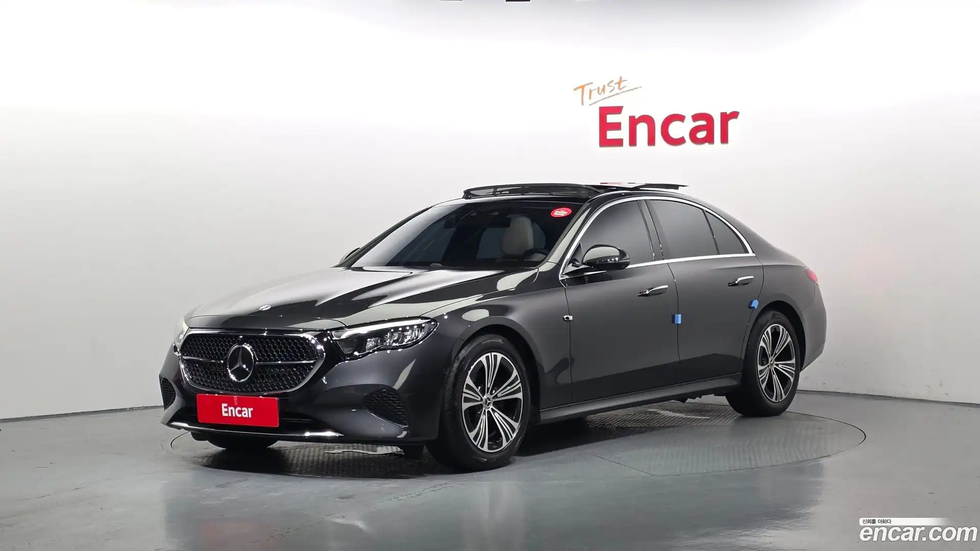 E-Class Mercedes-Benz 2024.5-OUTER-001