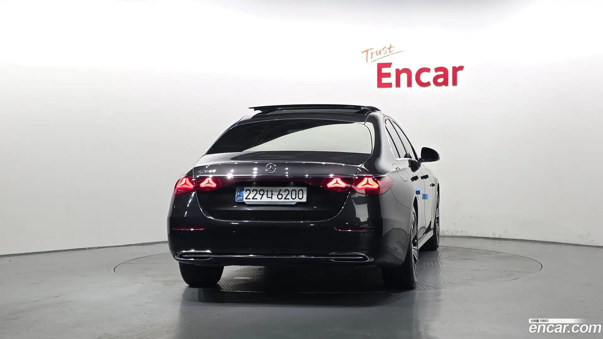E-Class Mercedes-Benz 2024.5-OUTER-004