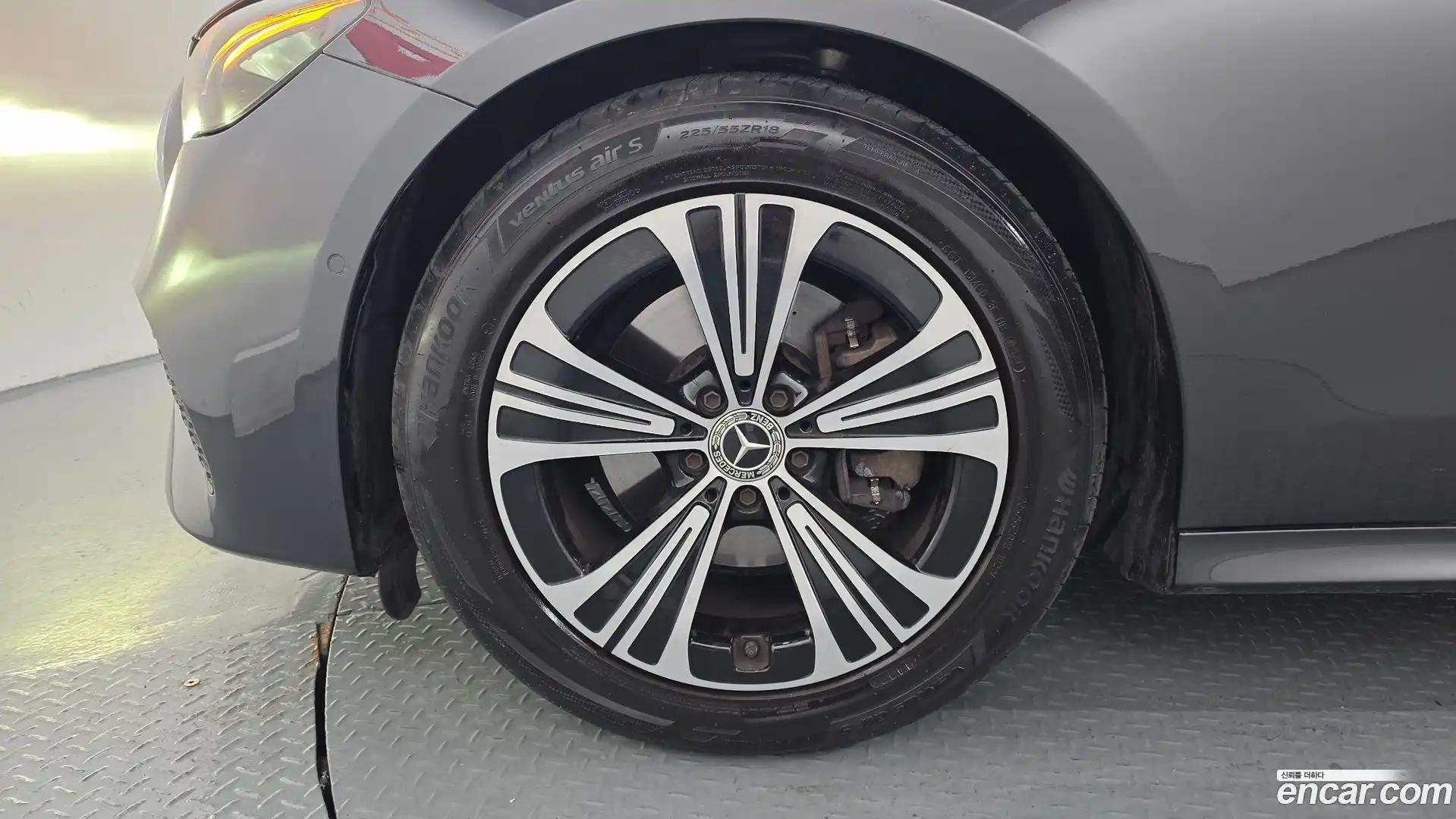 E-Class Mercedes-Benz 2024.5-OUTER-005