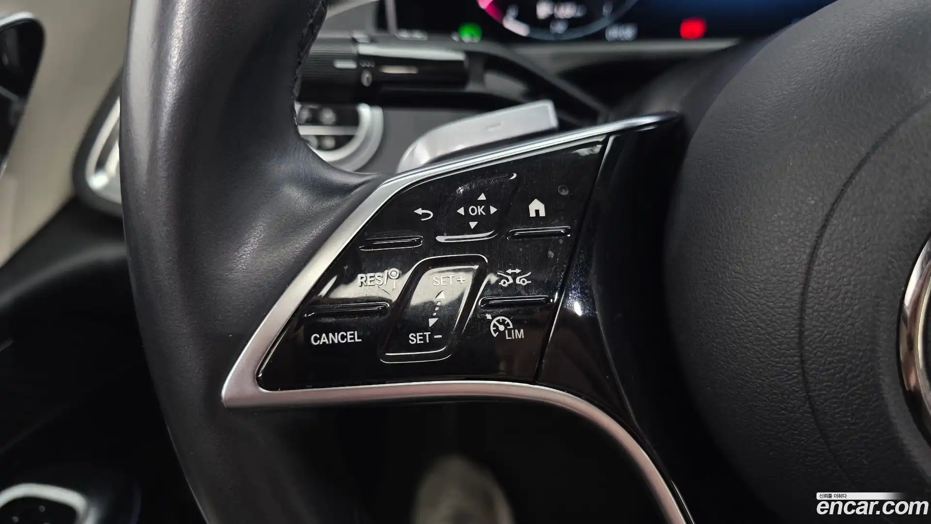 E-Class Mercedes-Benz 2024.5-OPTION-020