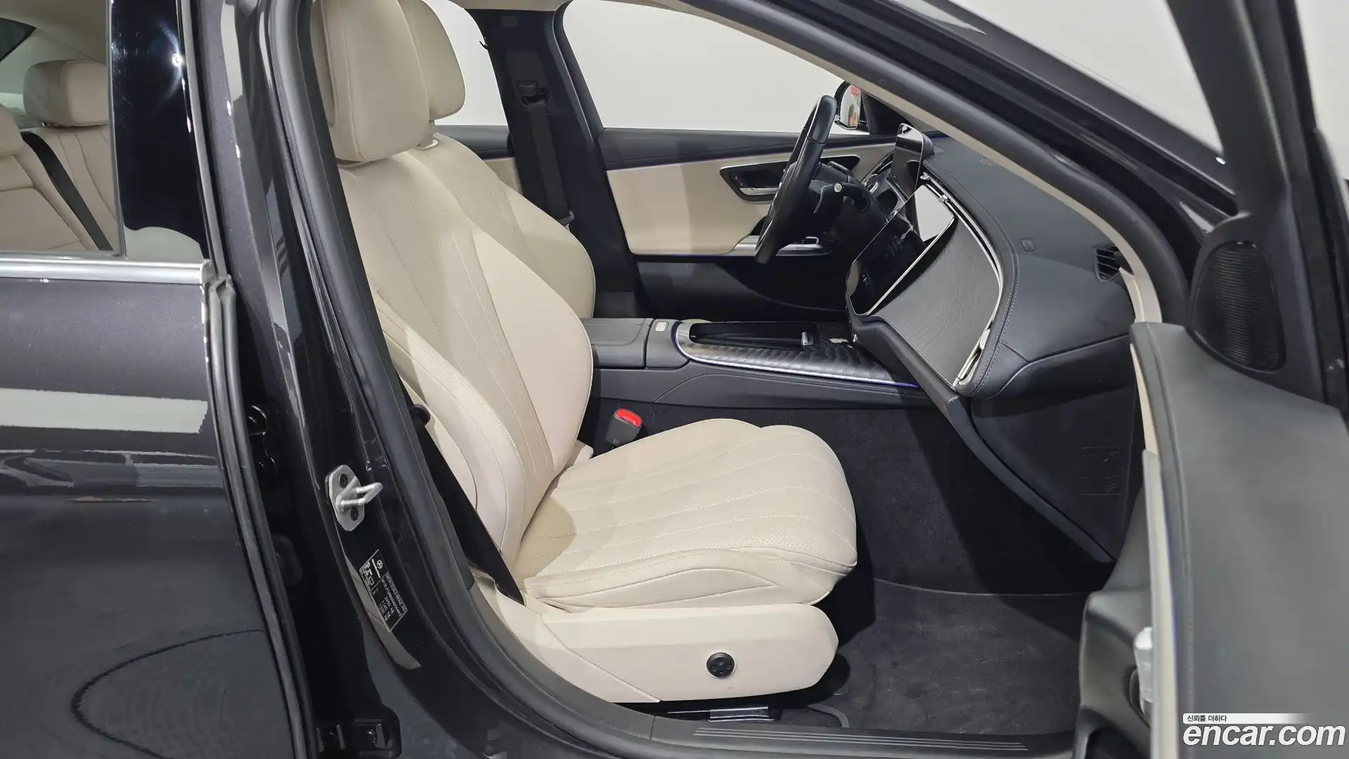 E-Class Mercedes-Benz 2024.5-INNER-036