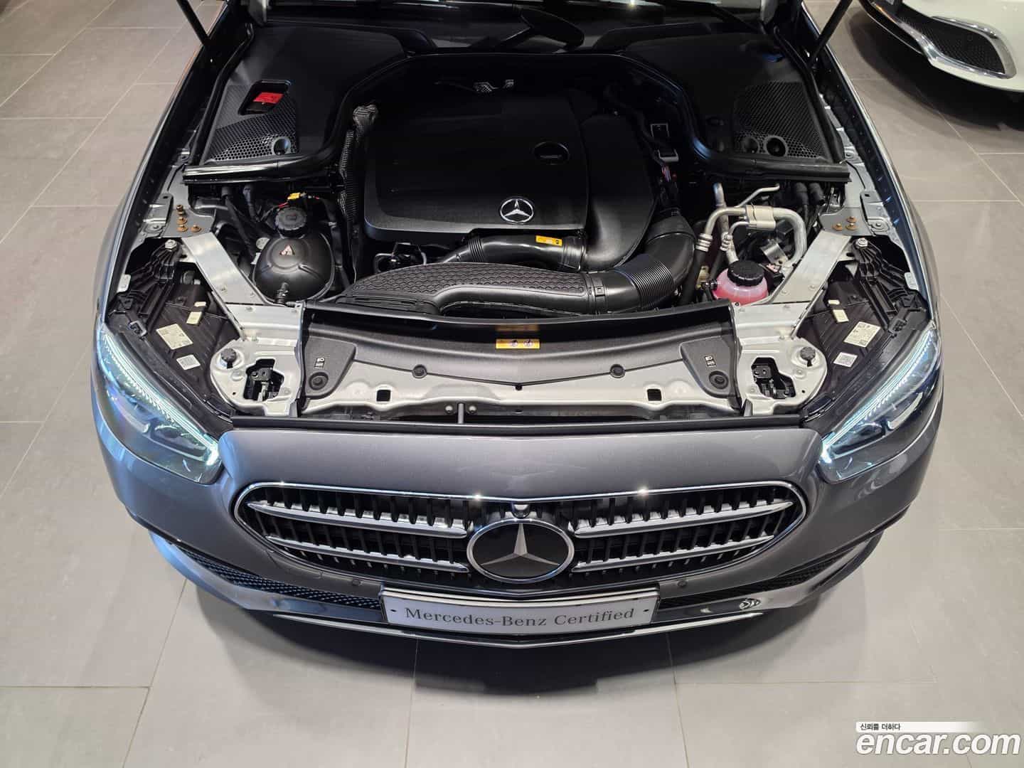 E-Class Mercedes-Benz 2022.5-OUTER-006