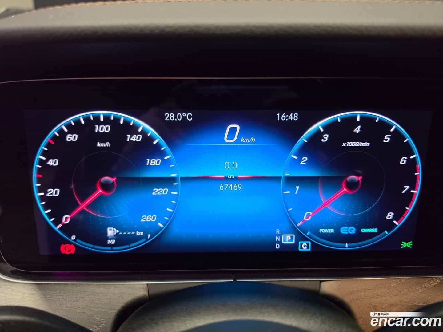 E-Class Mercedes-Benz 2022.5-INNER-008