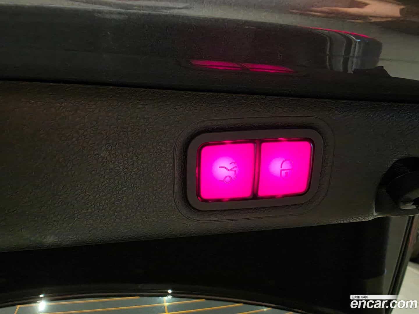 E-Class Mercedes-Benz 2022.5-OPTION-018