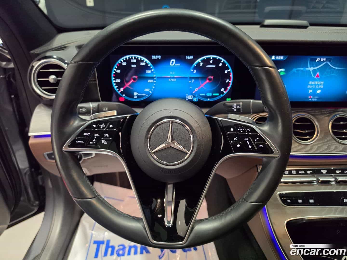 E-Class Mercedes-Benz 2022.5-OPTION-021