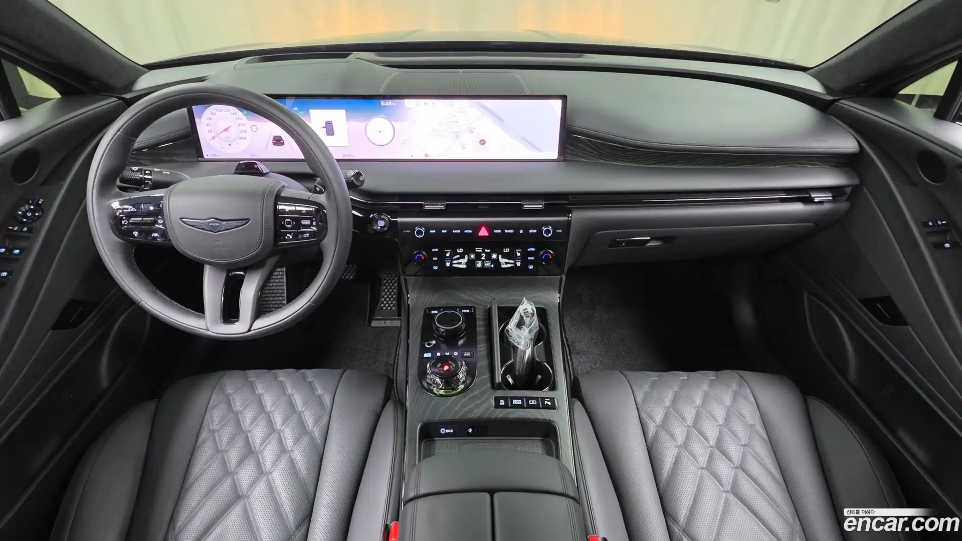 G80 Genesis 2025.11-INNER-007