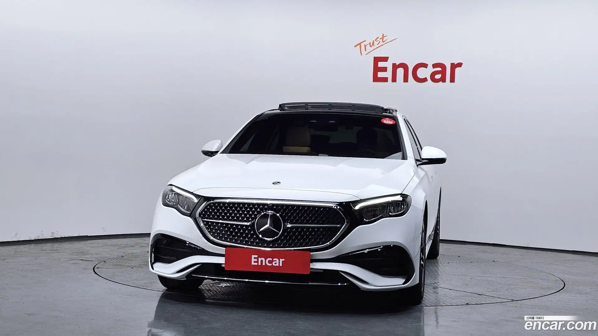 E-Class Mercedes-Benz 2026.2-OUTER-003
