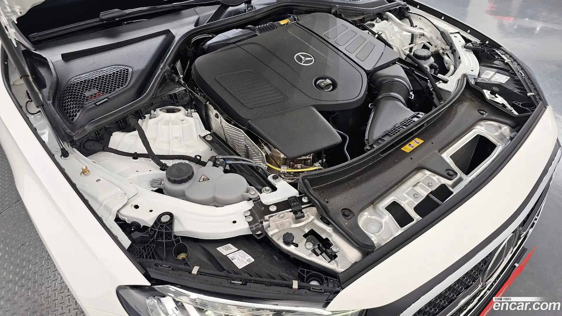 E-Class Mercedes-Benz 2026.2-OUTER-006