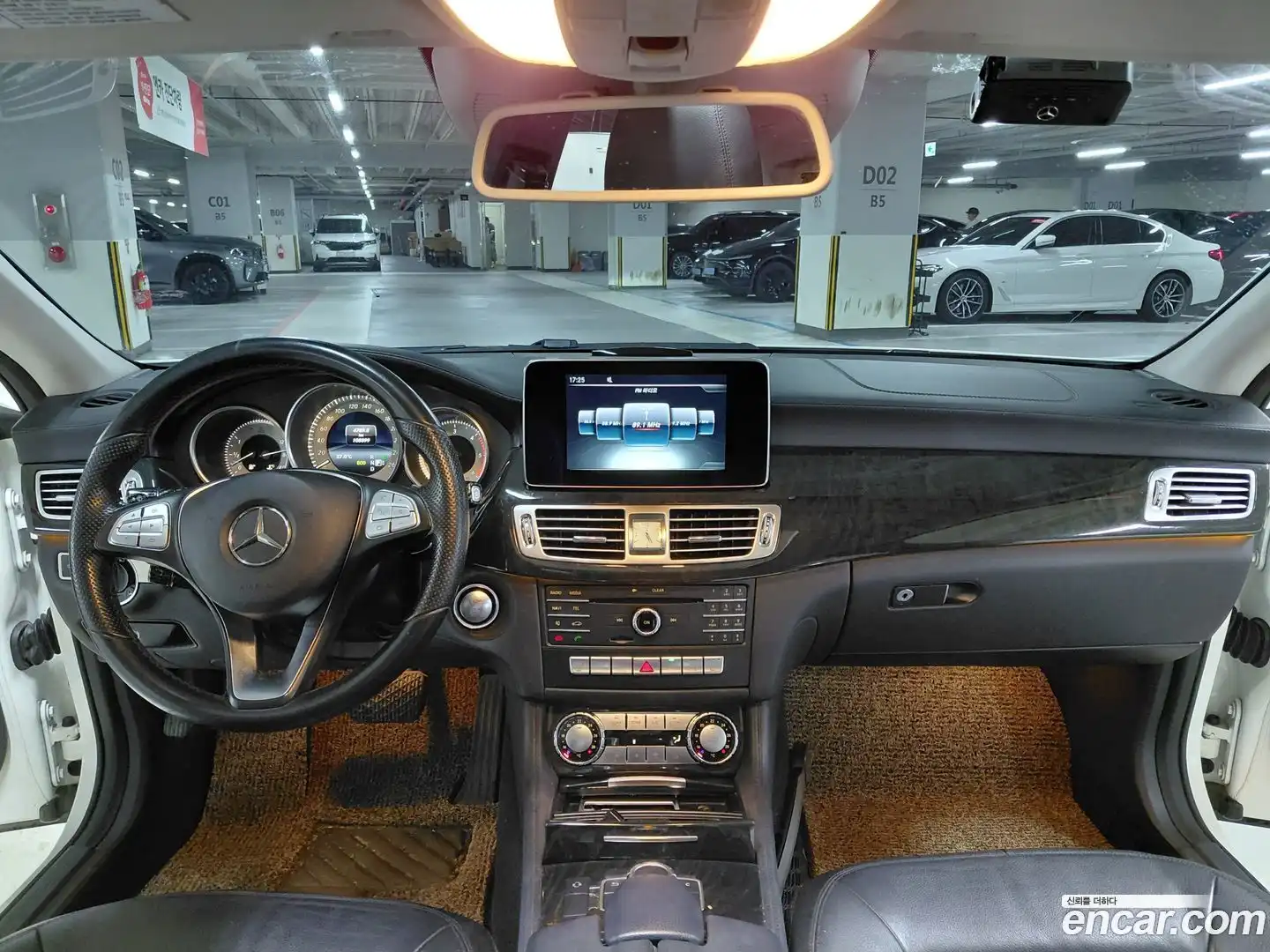 CLS-Class Mercedes-Benz 2016.11-INNER-007