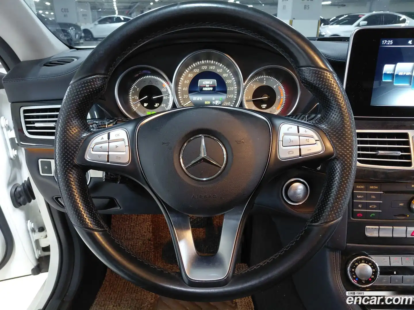 CLS-Class Mercedes-Benz 2016.11-INNER-008