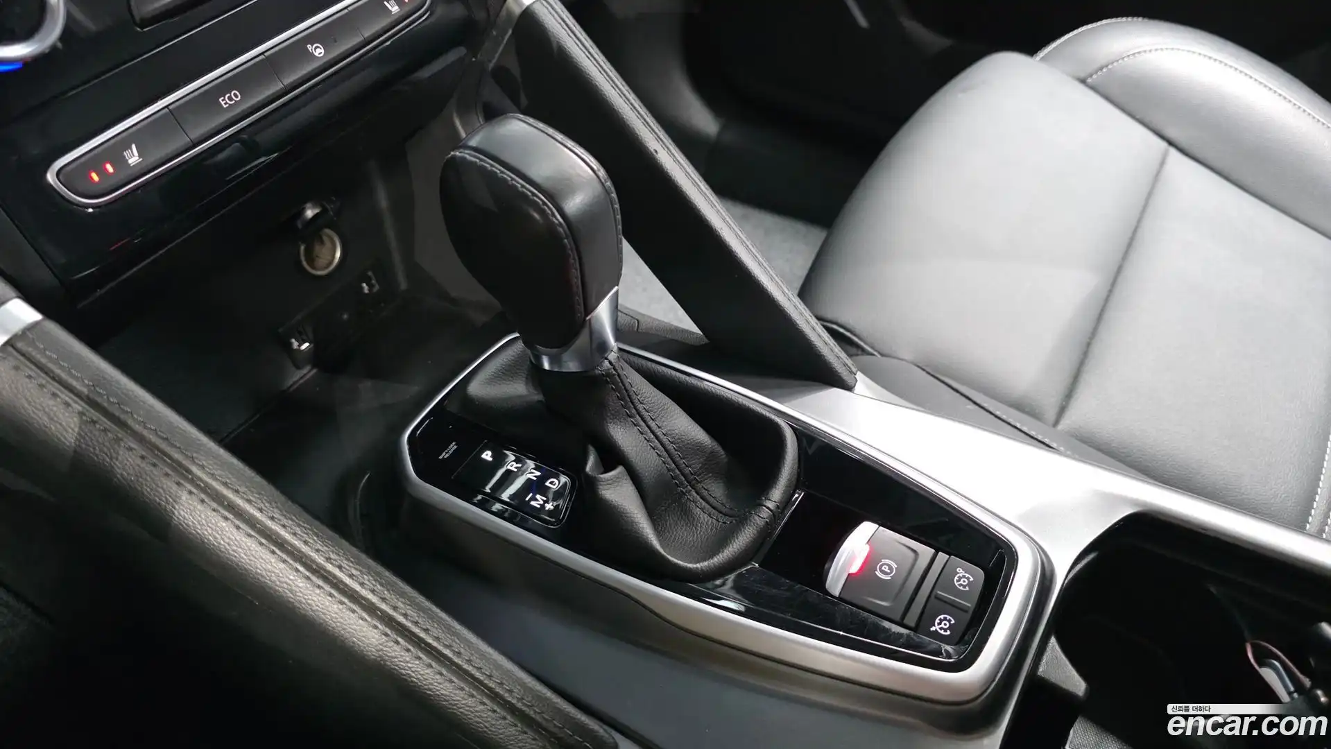 QM6 Renault Korea 2021.10-INNER-009
