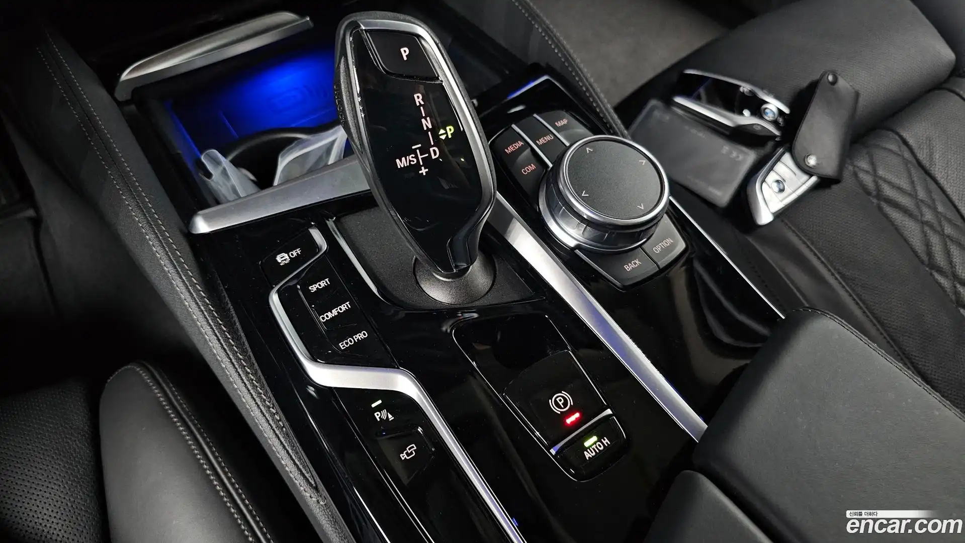 5-Series BMW 2021.6-INNER-009