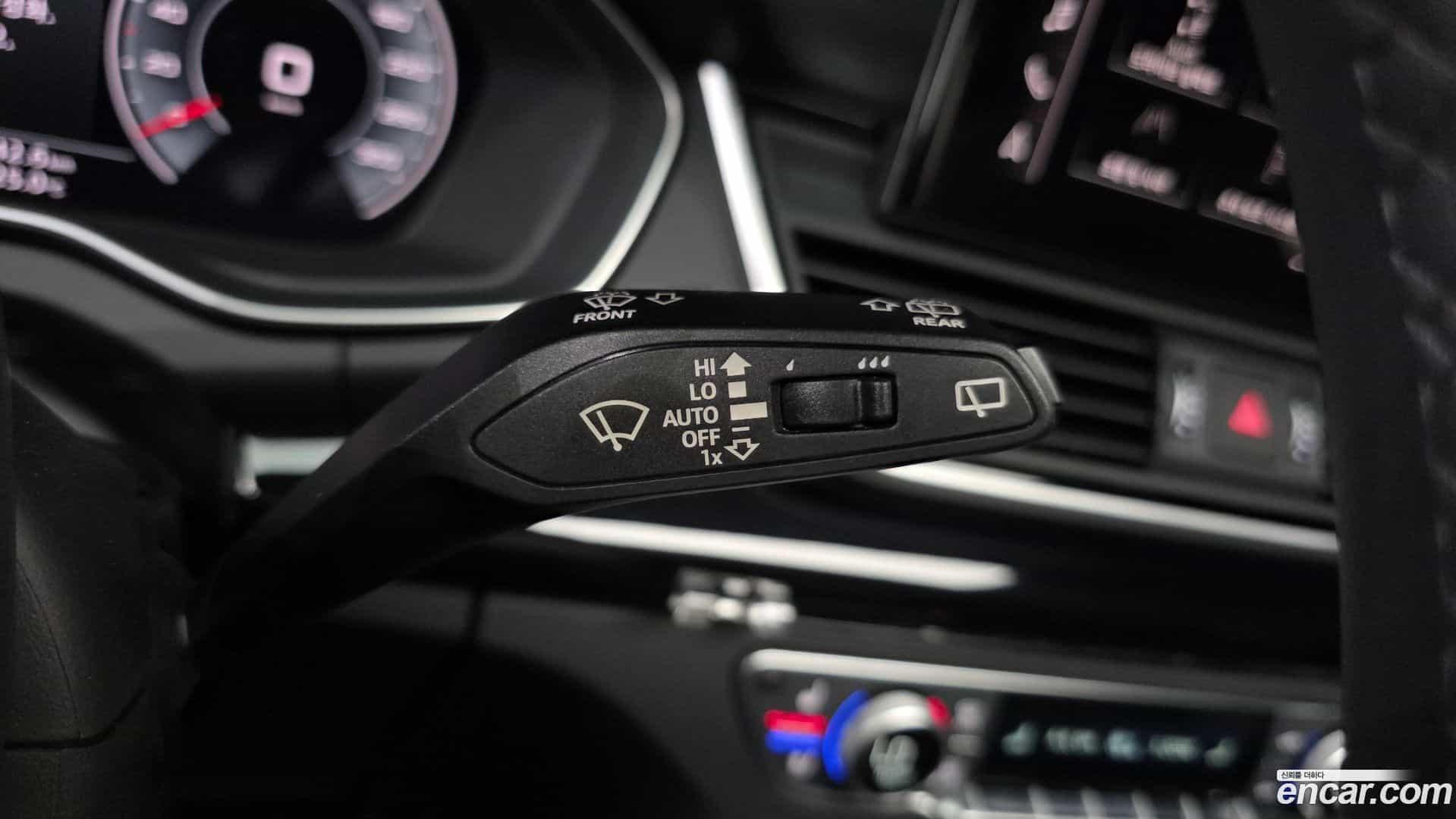 Q5 Audi 2024.9-OPTION-021