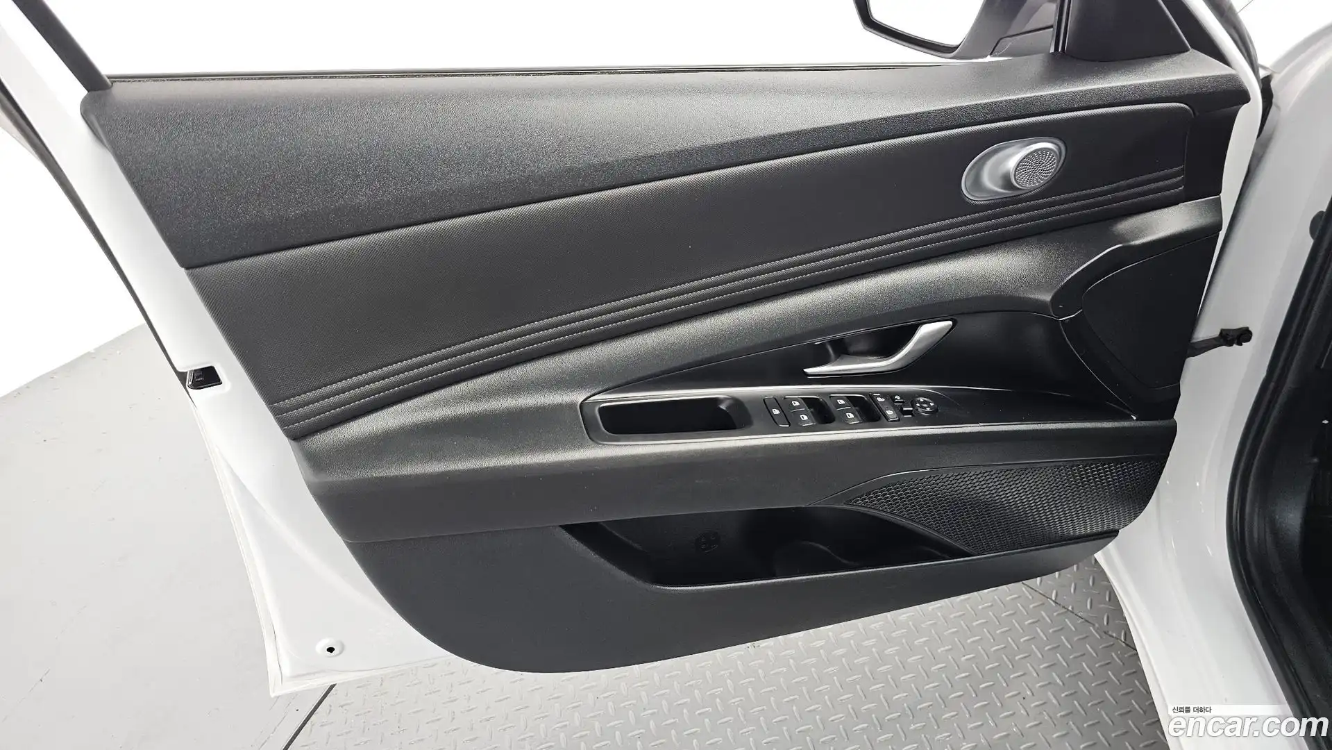 AVANTE Hyundai 2020.11-INNER-034