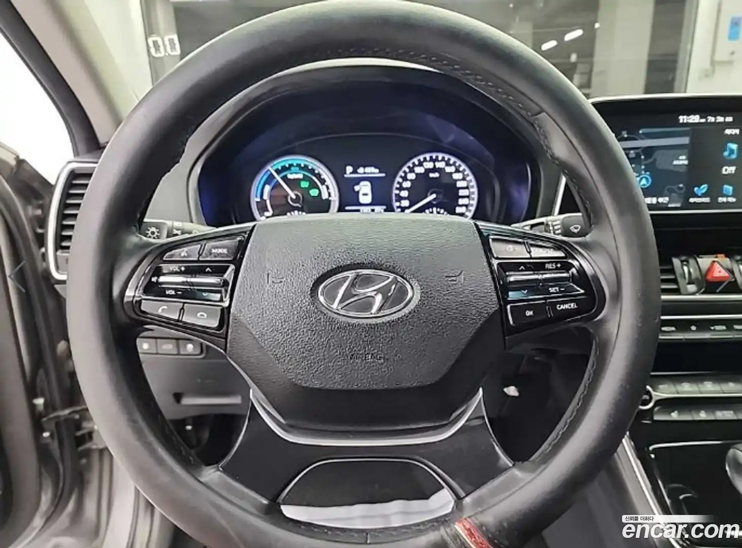 Grandeur Hyundai 2017.6-INNER-009
