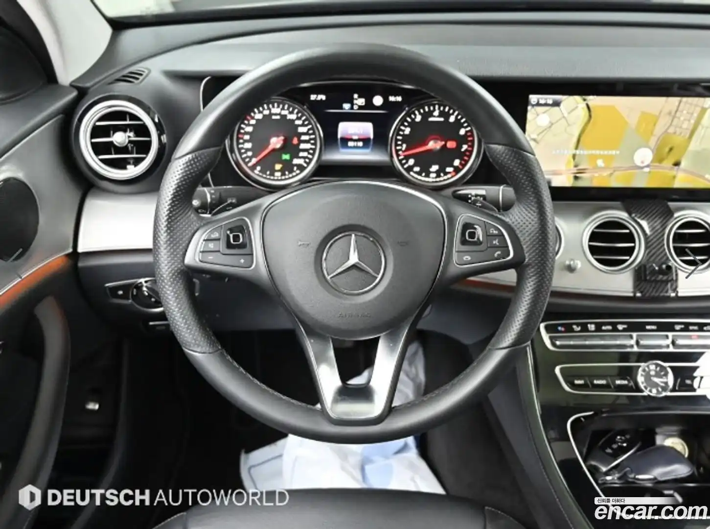E-Class Mercedes-Benz 2018.2-OPTION-017