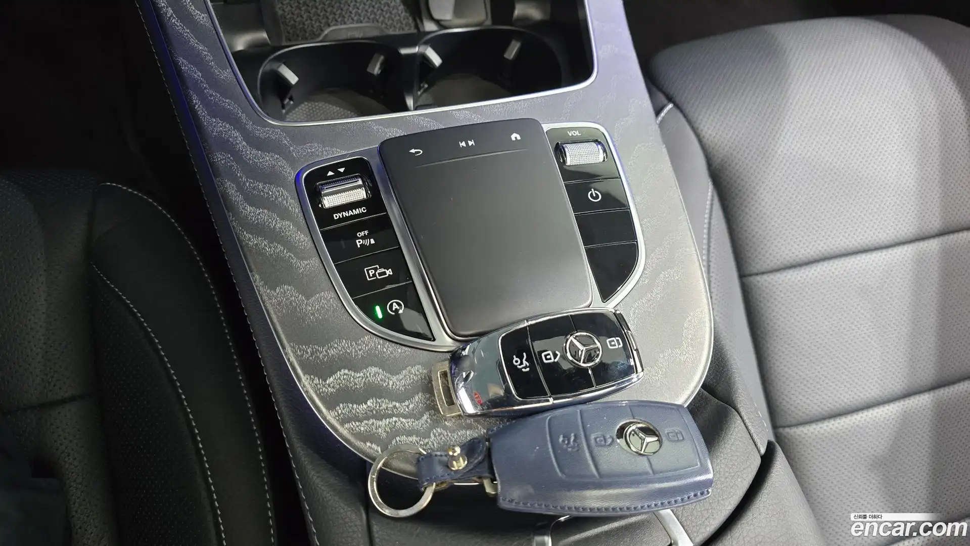 E-Class Mercedes-Benz 2022.7-OPTION-023