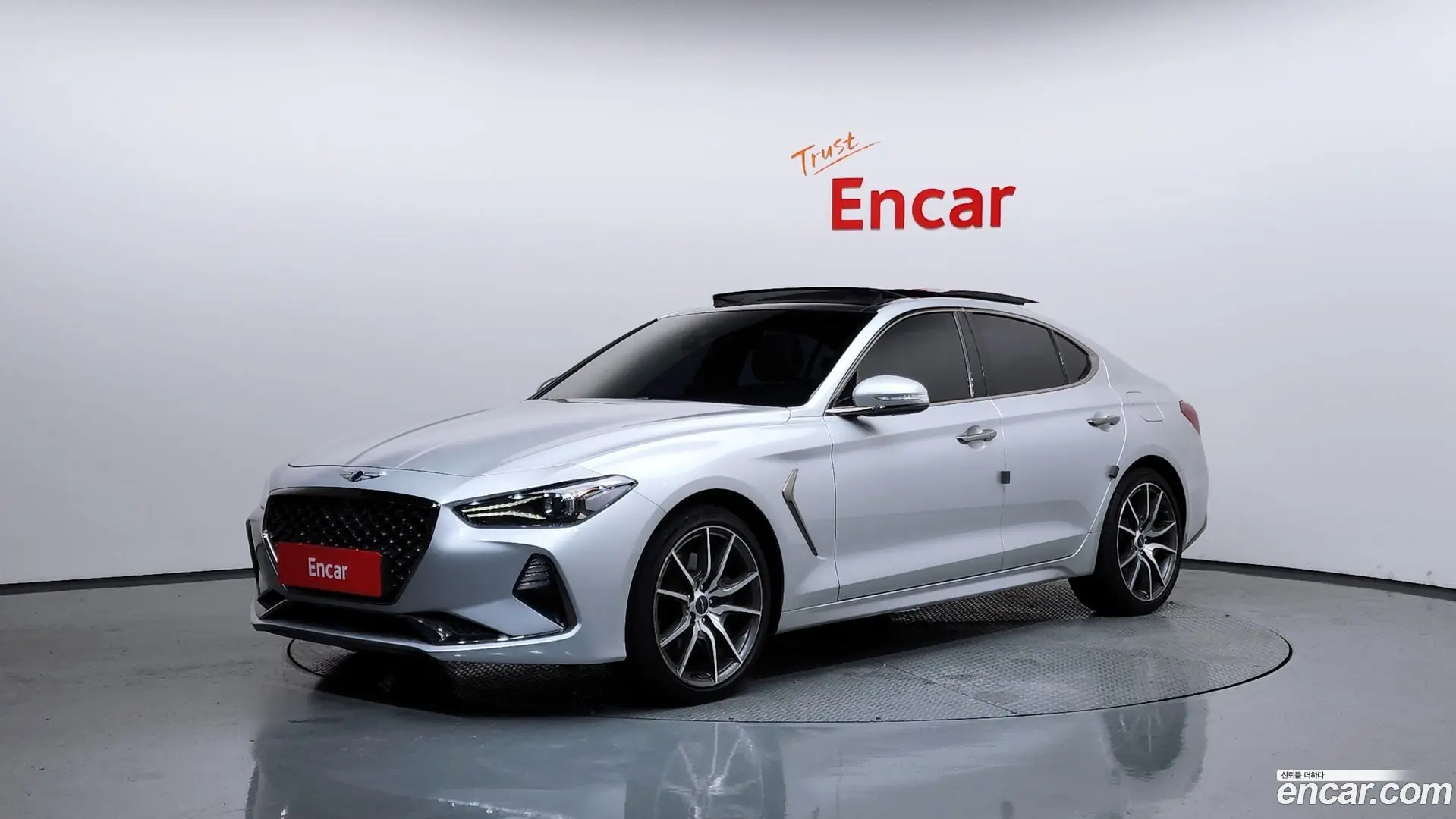Main__Slider__Photo:G70 Genesis 2018.4-0