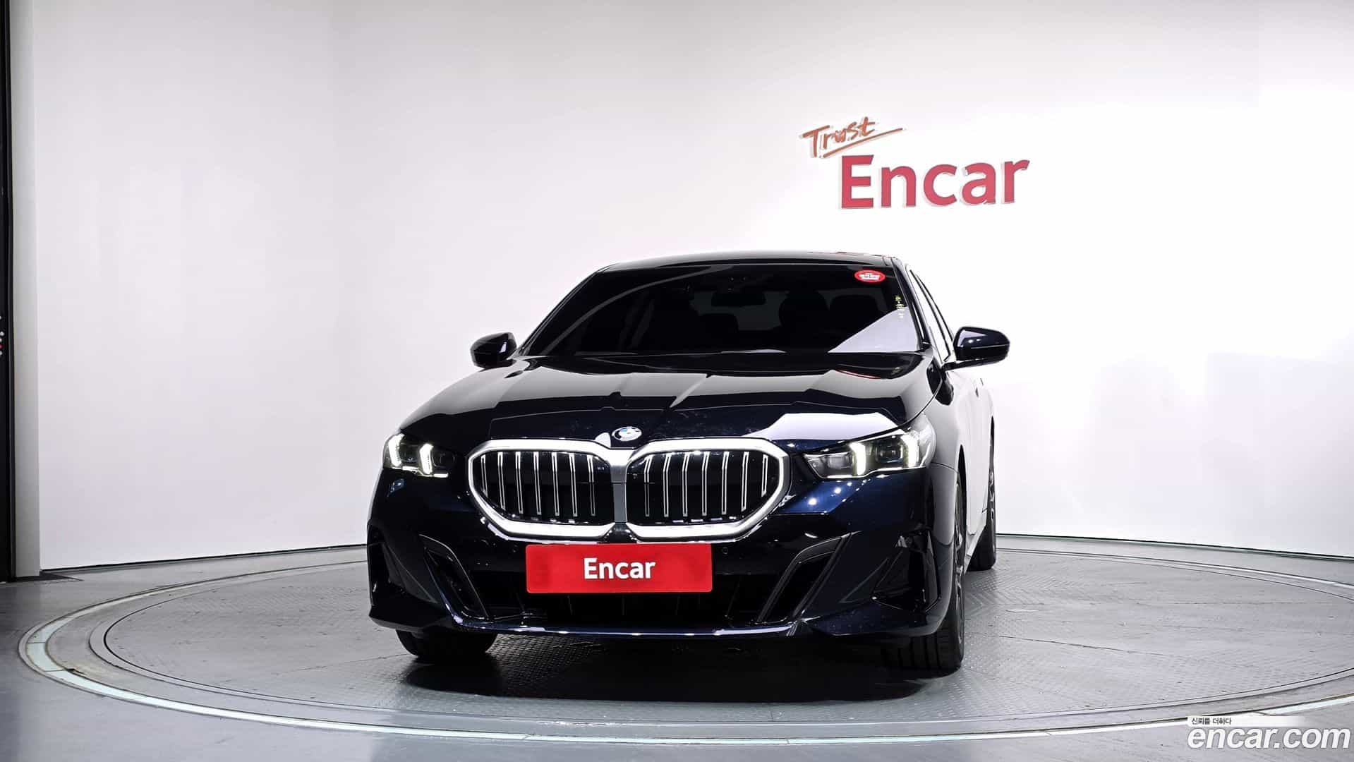 5-Series BMW 2026.1-OUTER-003