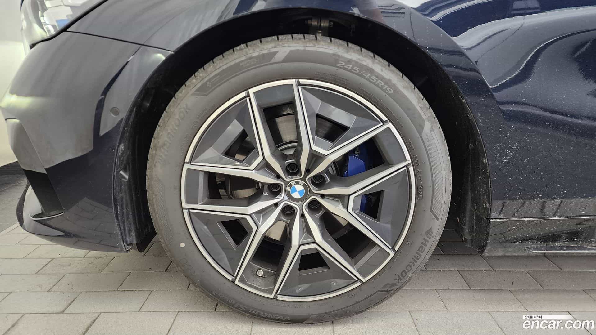 5-Series BMW 2026.1-OUTER-005