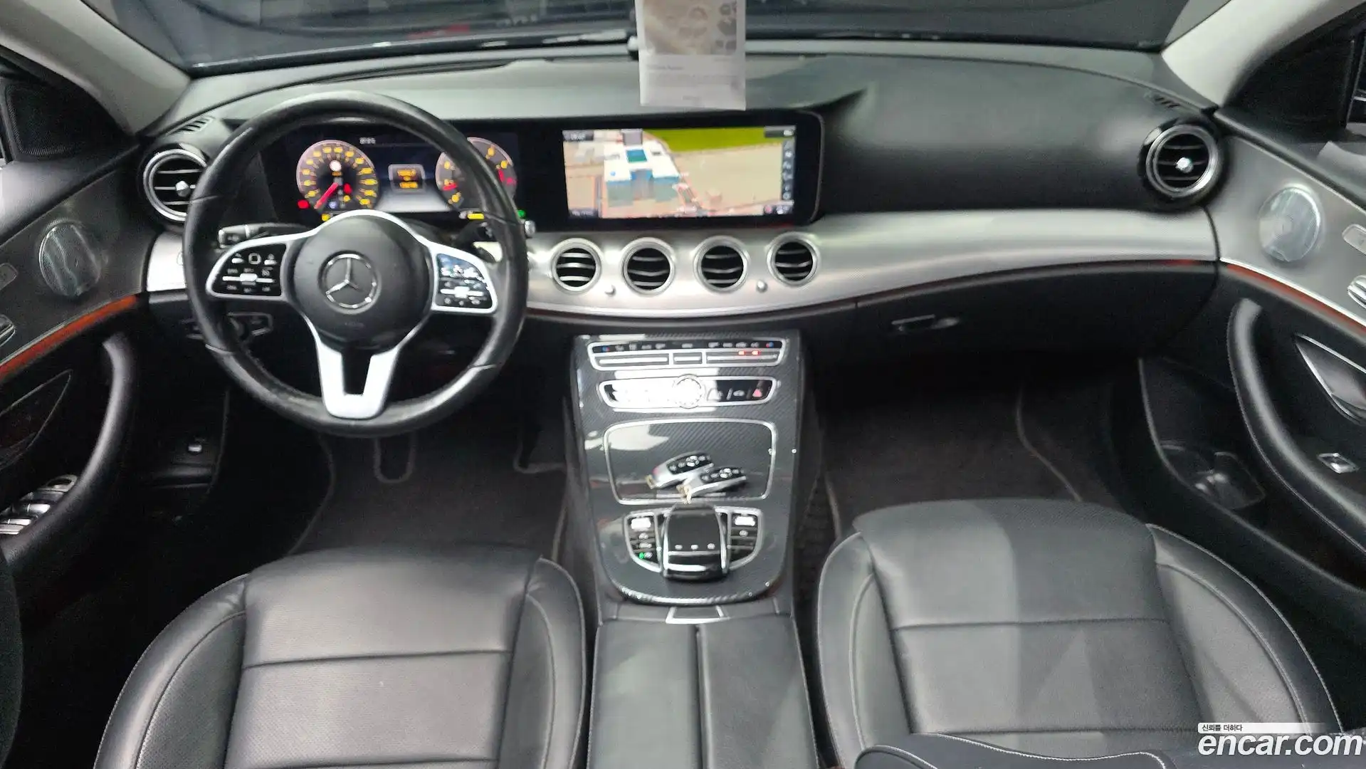E-Class Mercedes-Benz 2019.0-INNER-007