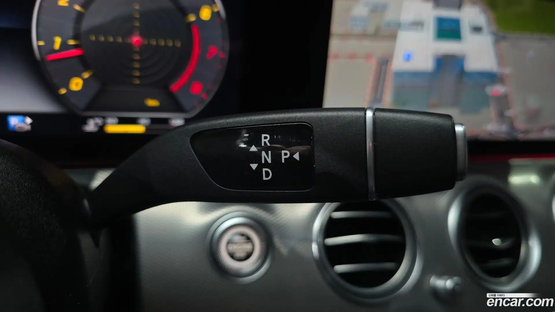 E-Class Mercedes-Benz 2019.0-INNER-009