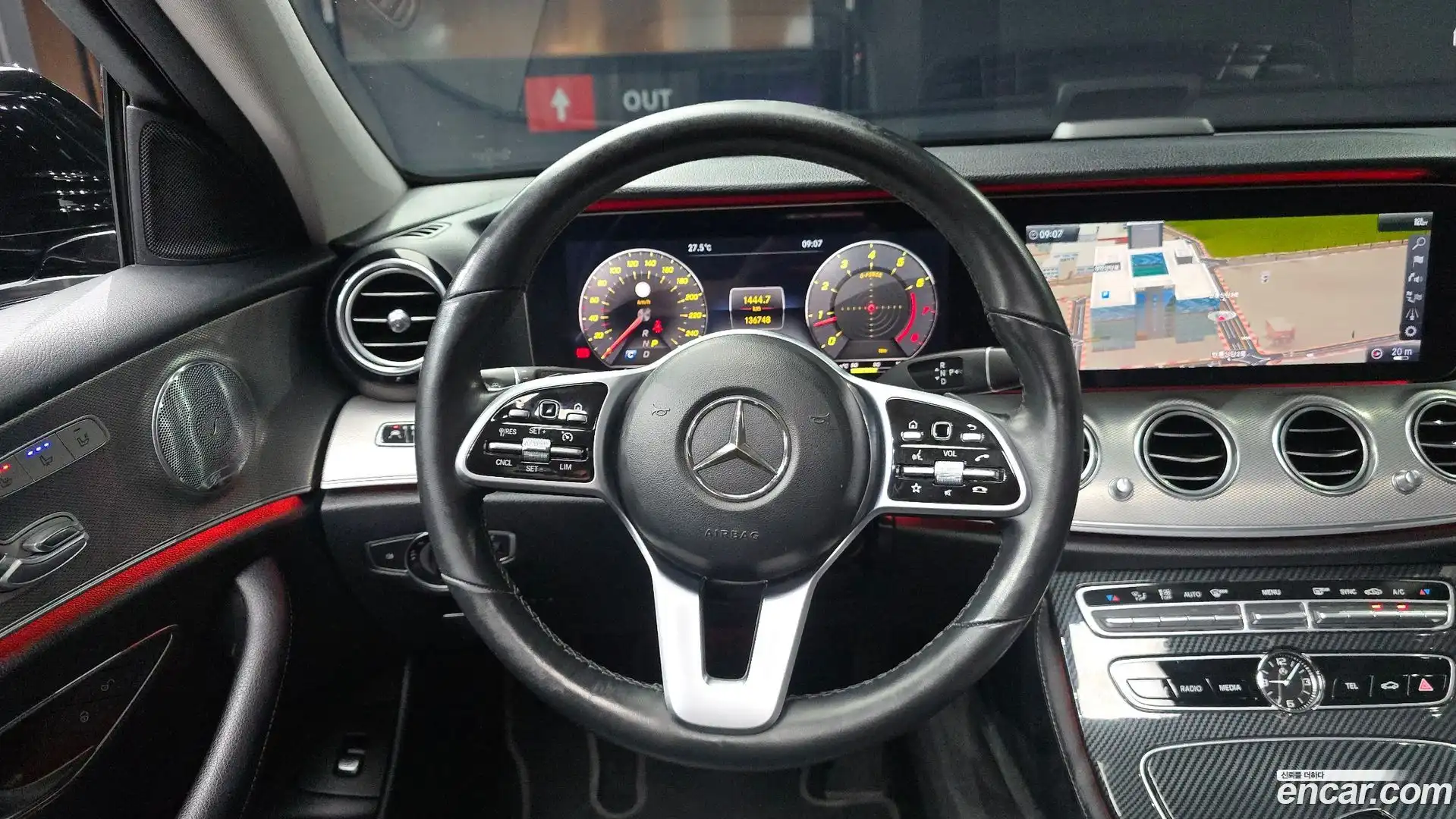 E-Class Mercedes-Benz 2019.0-OPTION-017