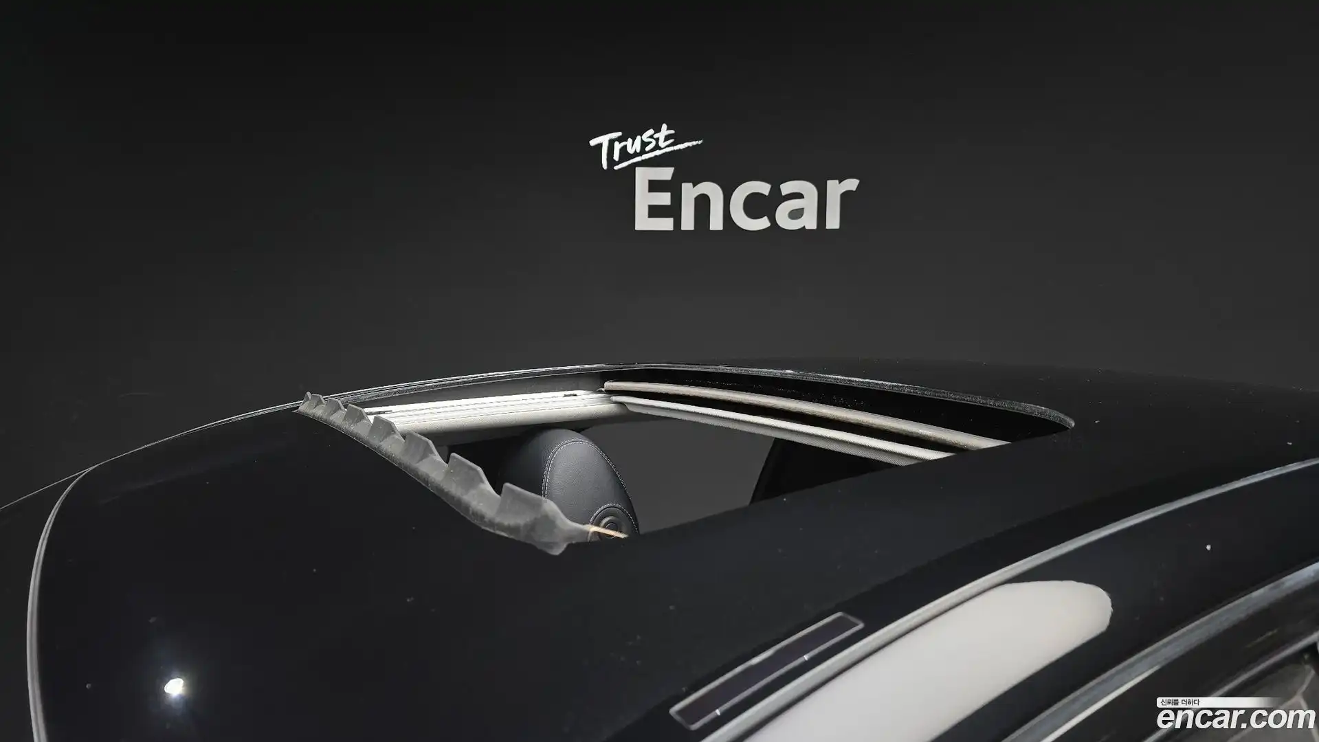 E-Class Mercedes-Benz 2019.0-OPTION-023