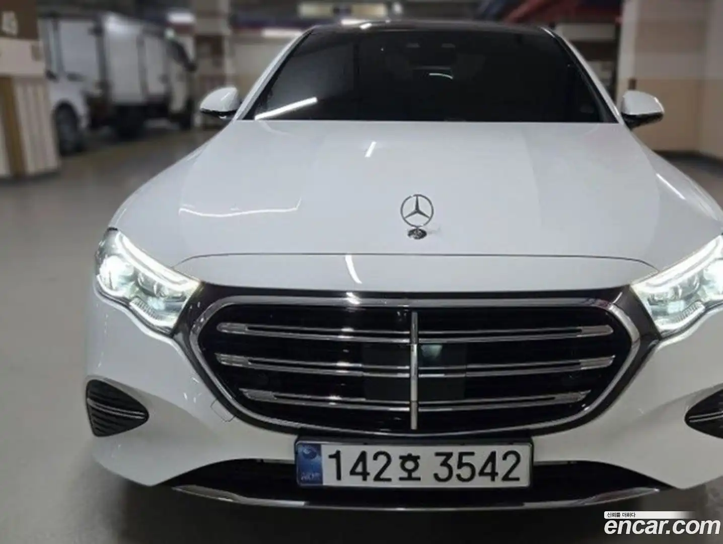 E-Class Mercedes-Benz 2024.4-OUTER-001