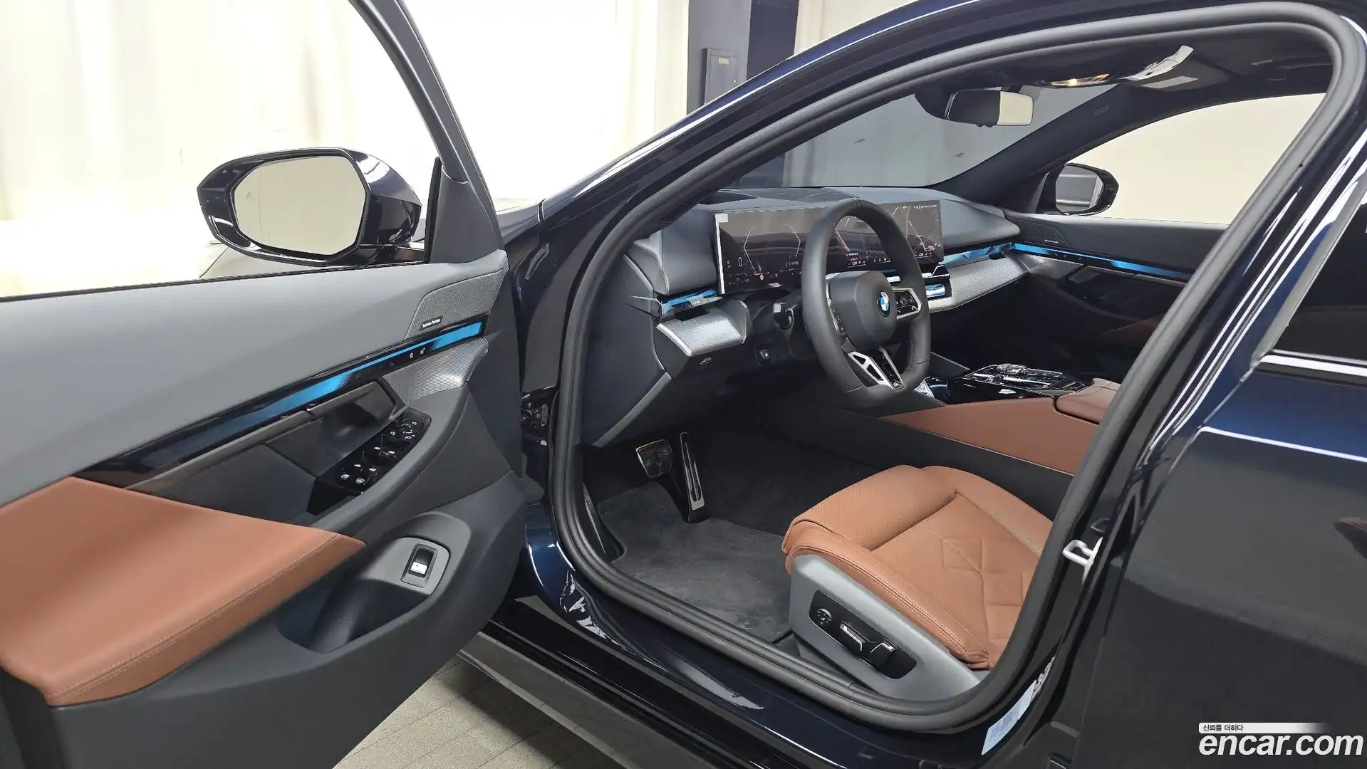 5-Series BMW 2025.11-INNER-010