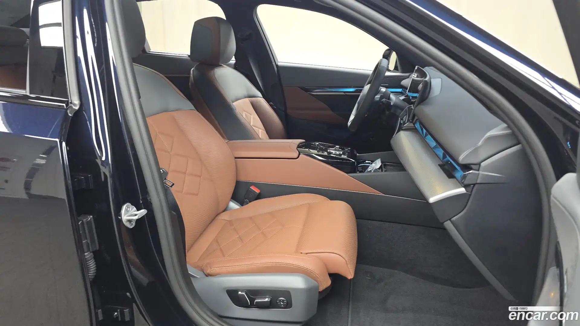 5-Series BMW 2025.11-OPTION-015