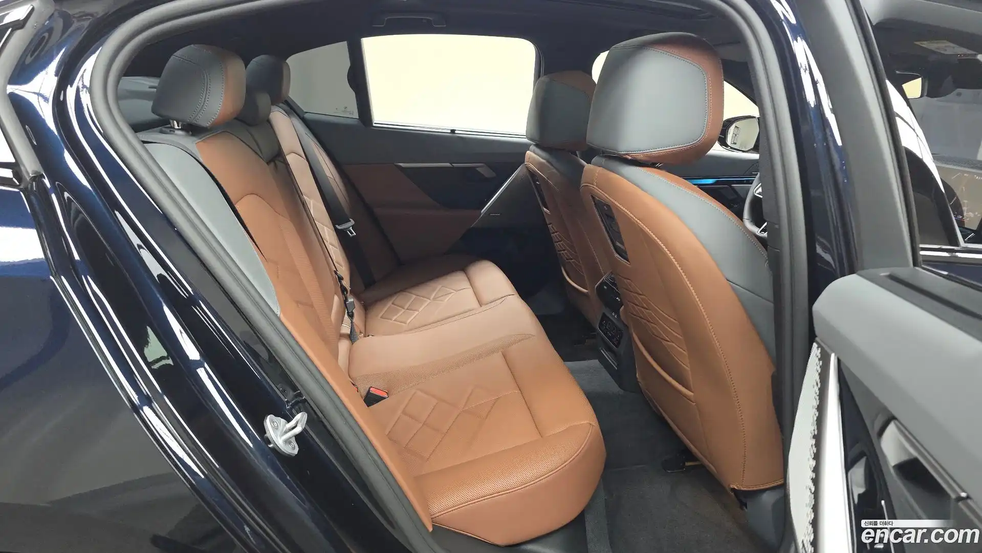 5-Series BMW 2025.11-OPTION-016