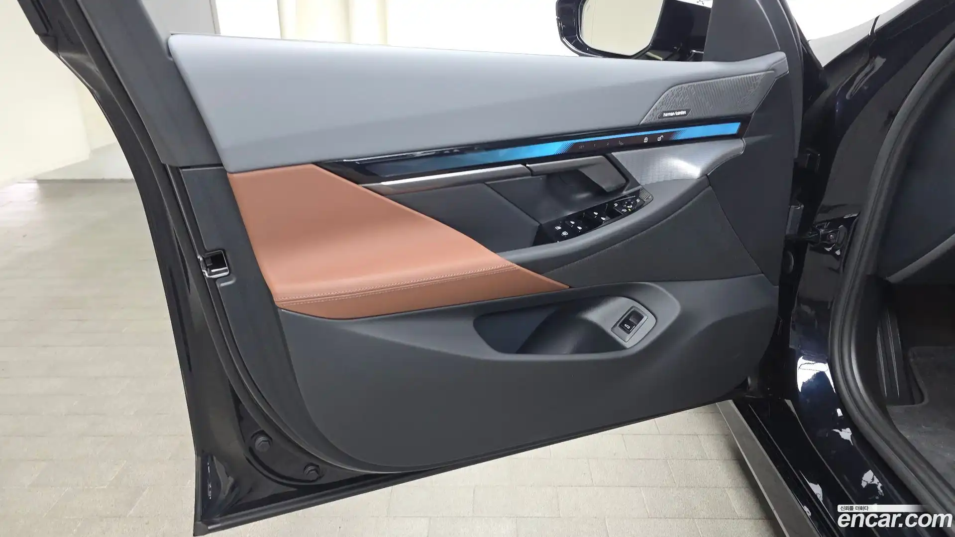 5-Series BMW 2025.11-INNER-034