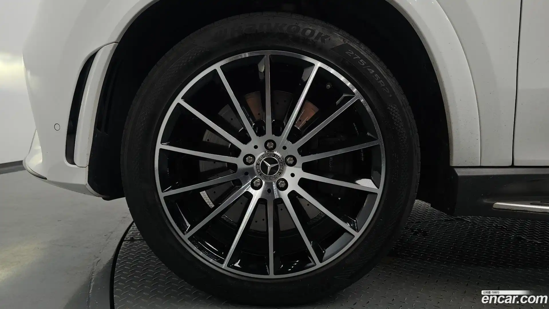GLE-Class Mercedes-Benz 2022.3-OUTER-005