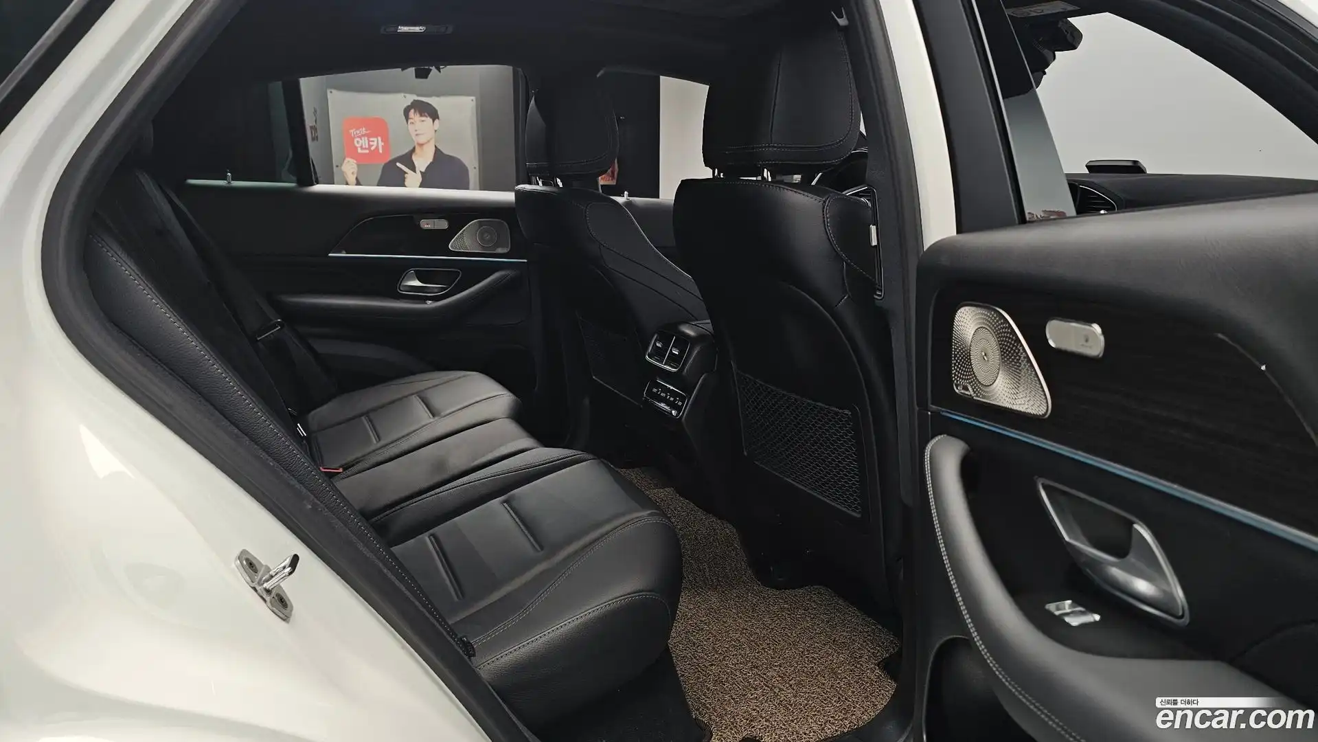 GLE-Class Mercedes-Benz 2022.3-OPTION-015